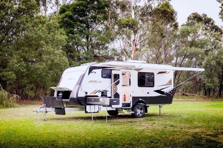 Golf Savannah Caravan Range 